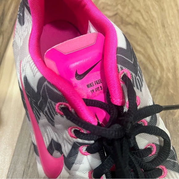 Nike Free Chevron TR Fit 3 Shoes Size 8.5 - Picture 4 of 6